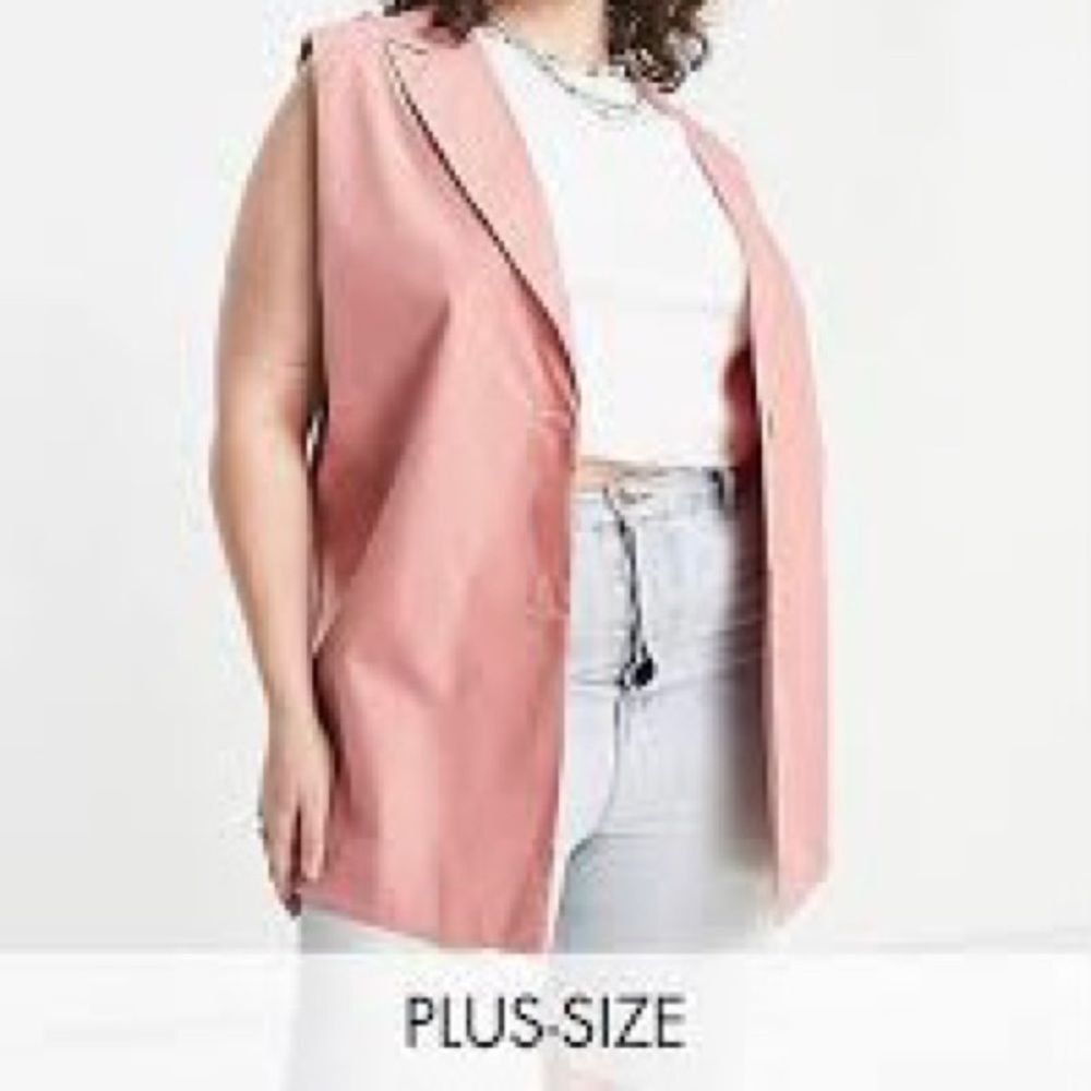 Plus-Size Sleeveless Blazer Vest in Dusty Rose
